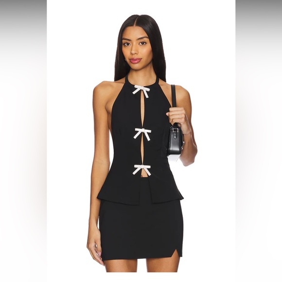 More To Come Tops - More To Come Martina Top Black Sz M